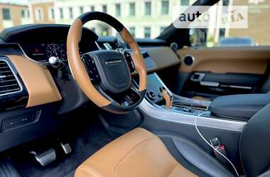 Позашляховик / Кросовер Land Rover Range Rover Sport 2019 в 