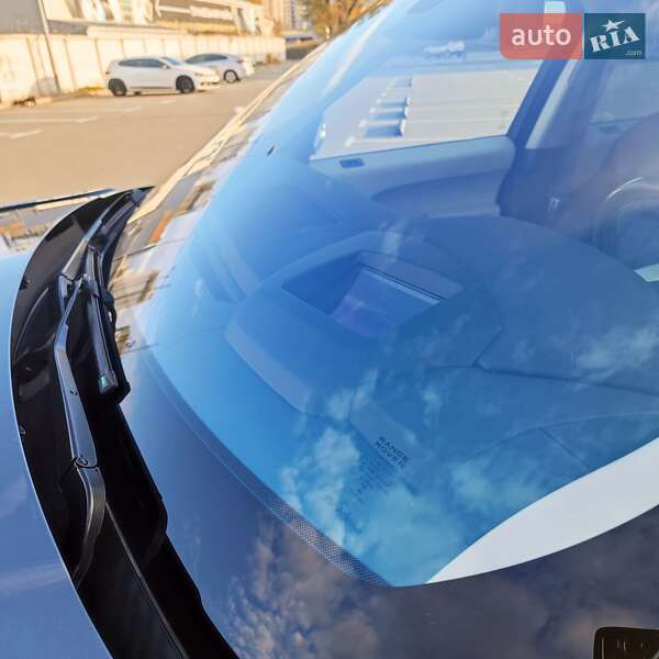 Внедорожник / Кроссовер Land Rover Range Rover Sport 2016 в Киеве