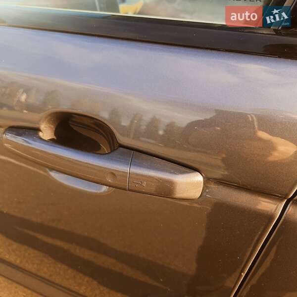 Внедорожник / Кроссовер Land Rover Range Rover Sport 2016 в Киеве