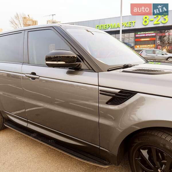 Внедорожник / Кроссовер Land Rover Range Rover Sport 2016 в Киеве