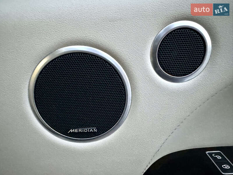 Внедорожник / Кроссовер Land Rover Range Rover Sport 2016 в Киеве