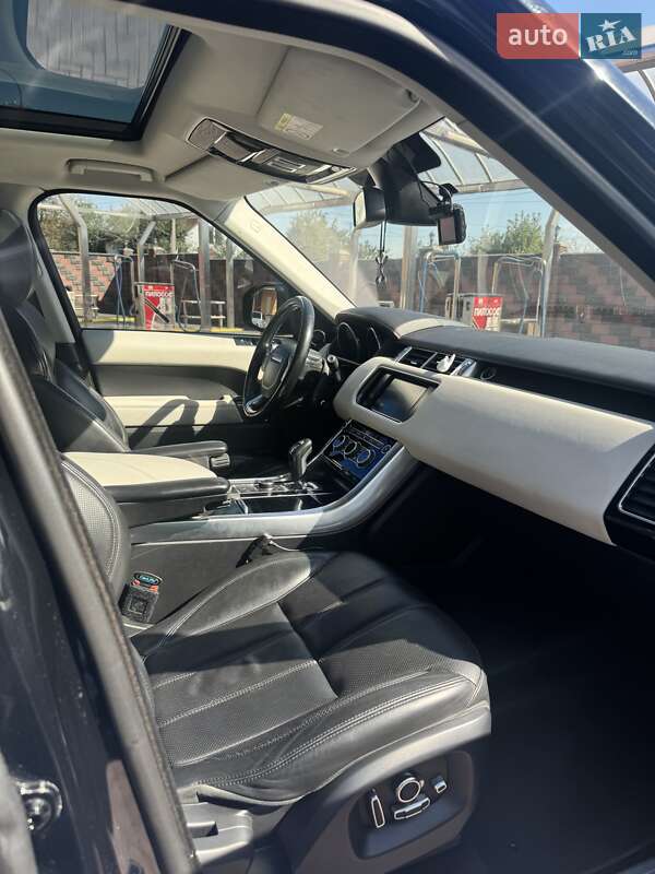 Внедорожник / Кроссовер Land Rover Range Rover Sport 2015 в Ровно фото 4 Внедорожник / Кроссовер Land Rover Range Rover Sport 2015 в Ровно