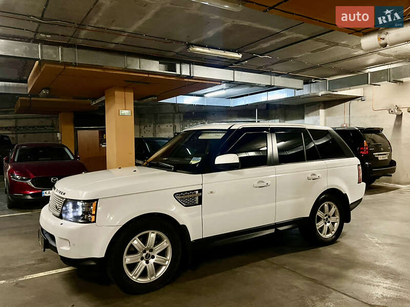 Внедорожник / Кроссовер Land Rover Range Rover Sport 2013 в 