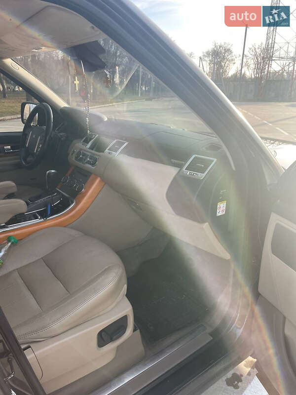 Внедорожник / Кроссовер Land Rover Range Rover Sport 2011 в Синельниково