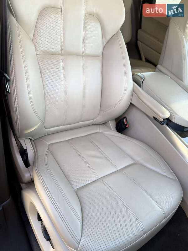 Внедорожник / Кроссовер Land Rover Range Rover Sport 2017 в Житомире