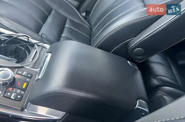Внедорожник / Кроссовер Land Rover Range Rover Sport 2009 в 