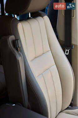 Позашляховик / Кросовер Land Rover Range Rover Sport 2012 в 