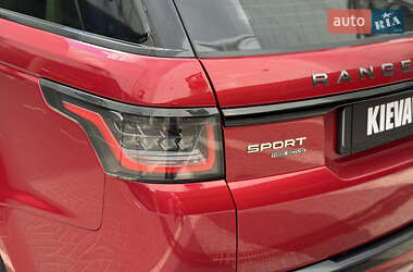 Позашляховик / Кросовер Land Rover Range Rover Sport 2018 в 