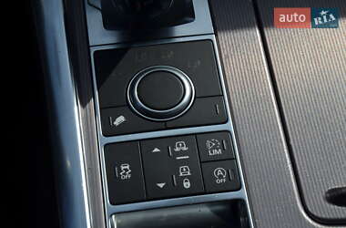 Внедорожник / Кроссовер Land Rover Range Rover Sport 2017 в 