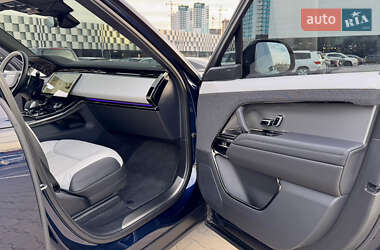 Позашляховик / Кросовер Land Rover Range Rover Sport 2023 в 