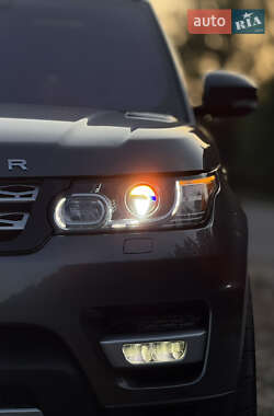Позашляховик / Кросовер Land Rover Range Rover Sport 2016 в 