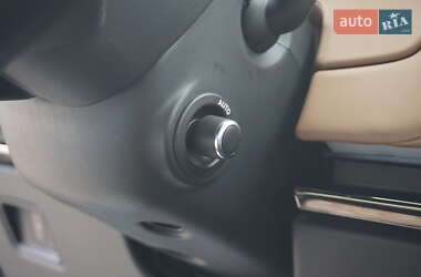 Внедорожник / Кроссовер Land Rover Range Rover Sport 2023 в 