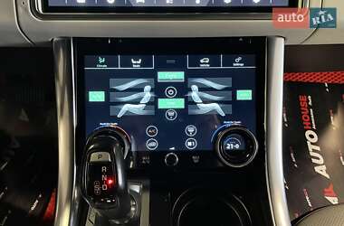 Внедорожник / Кроссовер Land Rover Range Rover Sport 2016 в 