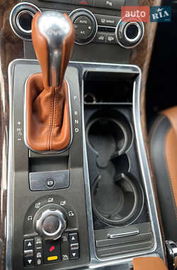 Позашляховик / Кросовер Land Rover Range Rover Sport 2010 в 