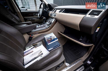 Позашляховик / Кросовер Land Rover Range Rover Sport 2012 в 