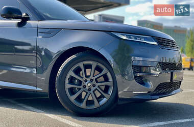 Позашляховик / Кросовер Land Rover Range Rover Sport 2023 в 