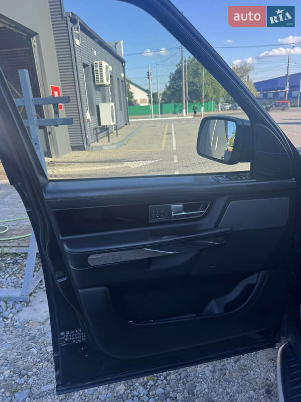 Внедорожник / Кроссовер Land Rover Range Rover Sport 2013 в Черновцах