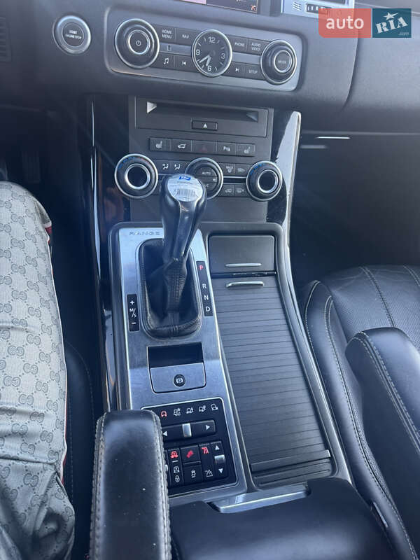 Внедорожник / Кроссовер Land Rover Range Rover Sport 2013 в Черновцах