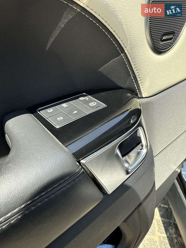 Внедорожник / Кроссовер Land Rover Range Rover Sport 2017 в Днепре