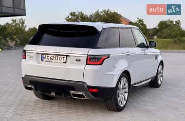 Позашляховик / Кросовер Land Rover Range Rover Sport 2018 в 