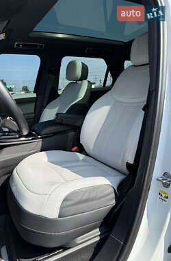 Внедорожник / Кроссовер Land Rover Range Rover Sport 2022 в 