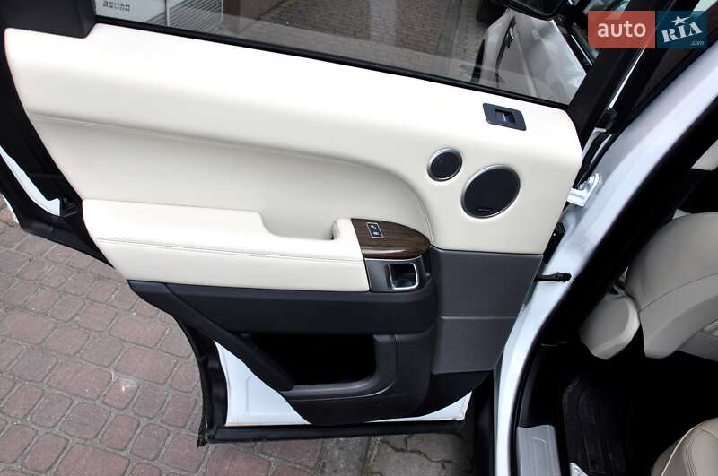 Внедорожник / Кроссовер Land Rover Range Rover Sport 2015 в Львове