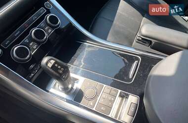 Внедорожник / Кроссовер Land Rover Range Rover Sport 2015 в 