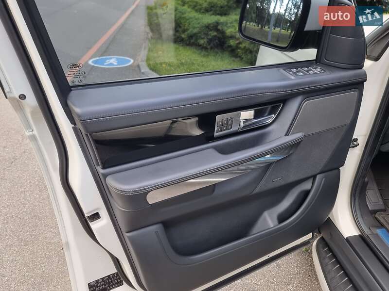 Внедорожник / Кроссовер Land Rover Range Rover Sport 2009 в Киеве