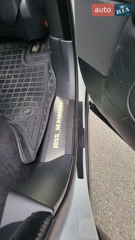 Внедорожник / Кроссовер Land Rover Range Rover Sport 2015 в Киеве