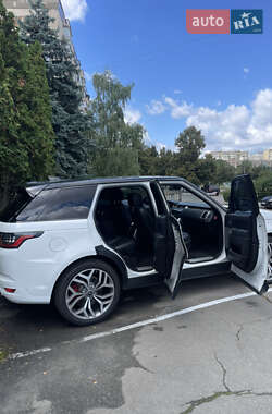 Внедорожник / Кроссовер Land Rover Range Rover Sport 2018 в 
