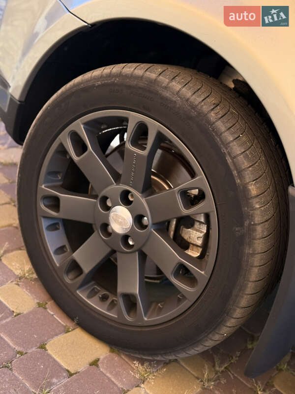 Внедорожник / Кроссовер Land Rover Range Rover Sport 2010 в Радомышле