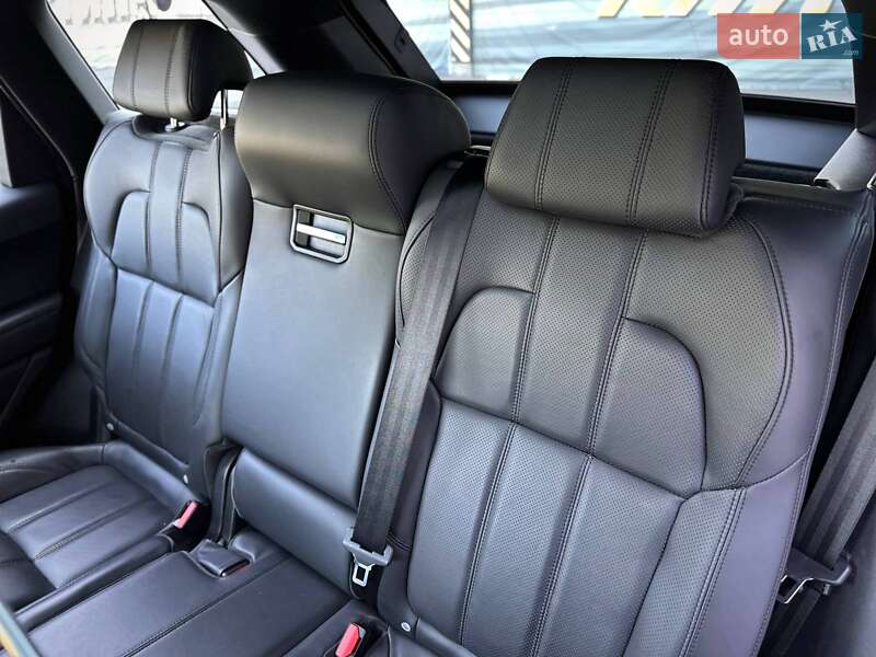 Внедорожник / Кроссовер Land Rover Range Rover Sport 2017 в Киеве фото 64 Внедорожник / Кроссовер Land Rover Range Rover Sport 2017 в Киеве