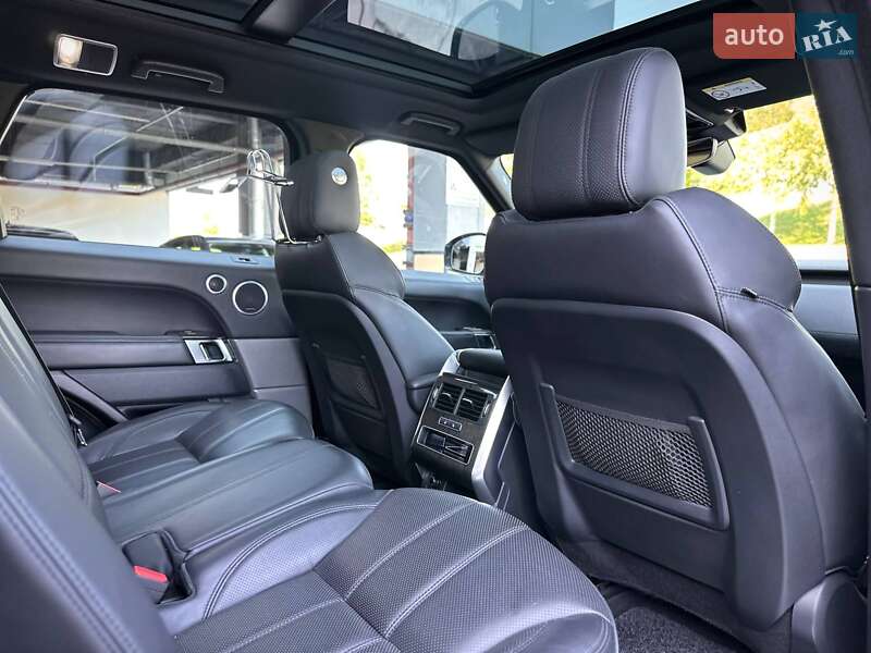 Внедорожник / Кроссовер Land Rover Range Rover Sport 2017 в Киеве фото 78 Внедорожник / Кроссовер Land Rover Range Rover Sport 2017 в Киеве
