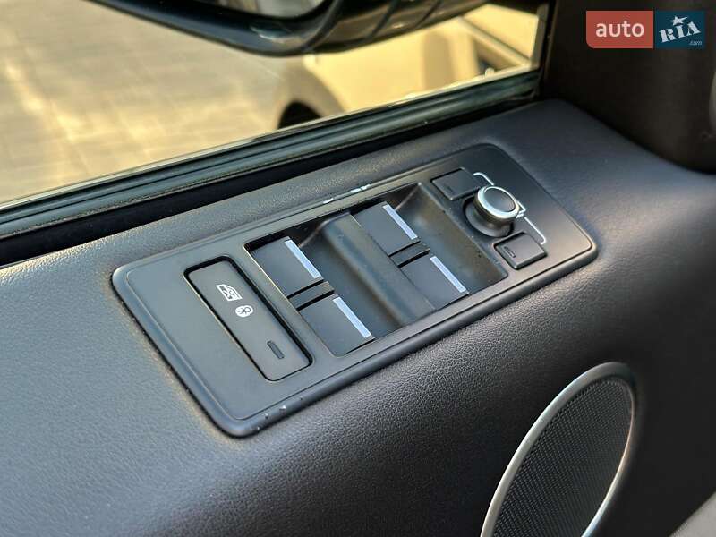 Внедорожник / Кроссовер Land Rover Range Rover Sport 2016 в Одессе