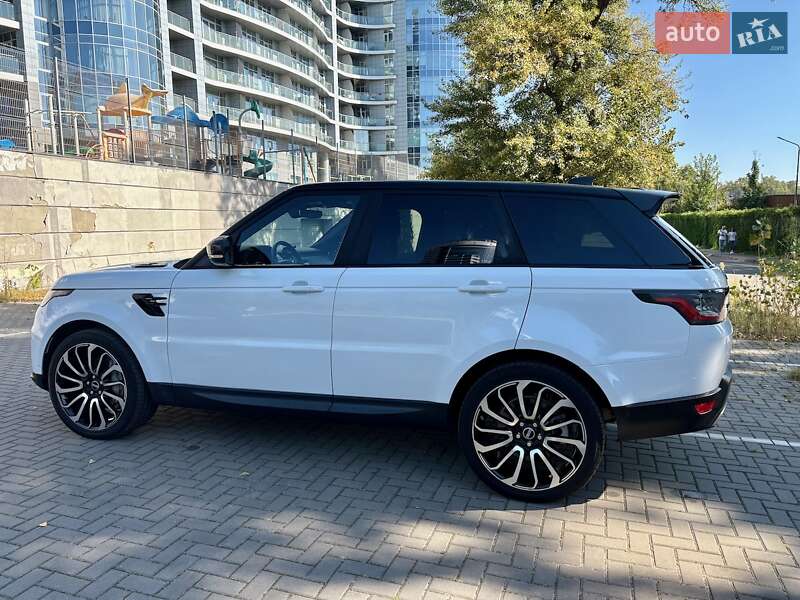 Внедорожник / Кроссовер Land Rover Range Rover Sport 2018 в Киеве фото 12 Внедорожник / Кроссовер Land Rover Range Rover Sport 2018 в Киеве
