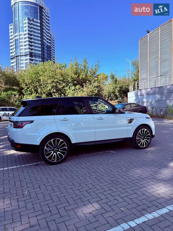 Внедорожник / Кроссовер Land Rover Range Rover Sport 2018 в Киеве фото 20 Внедорожник / Кроссовер Land Rover Range Rover Sport 2018 в Киеве