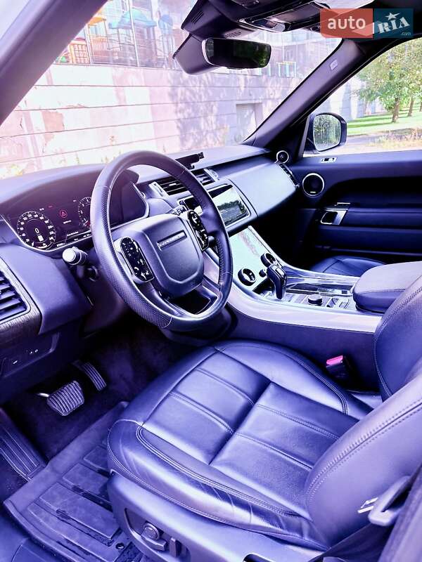 Внедорожник / Кроссовер Land Rover Range Rover Sport 2018 в Киеве фото 28 Внедорожник / Кроссовер Land Rover Range Rover Sport 2018 в Киеве