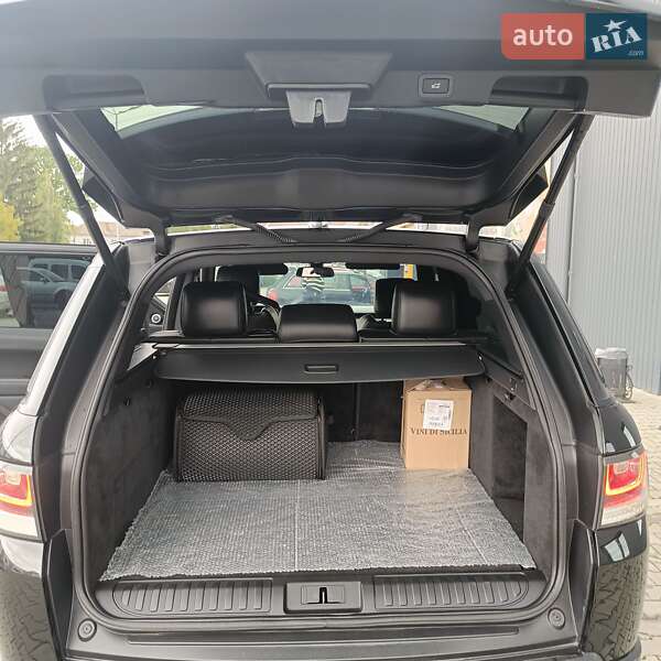 Внедорожник / Кроссовер Land Rover Range Rover Sport 2016 в Дубно