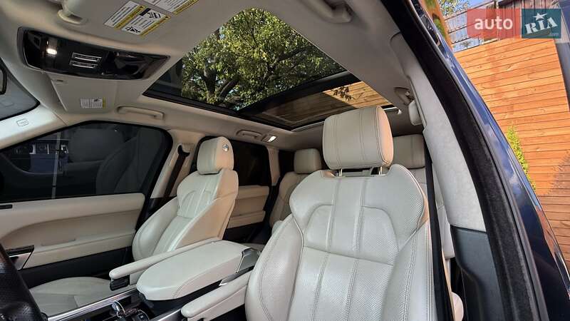 Внедорожник / Кроссовер Land Rover Range Rover Sport 2016 в Киеве