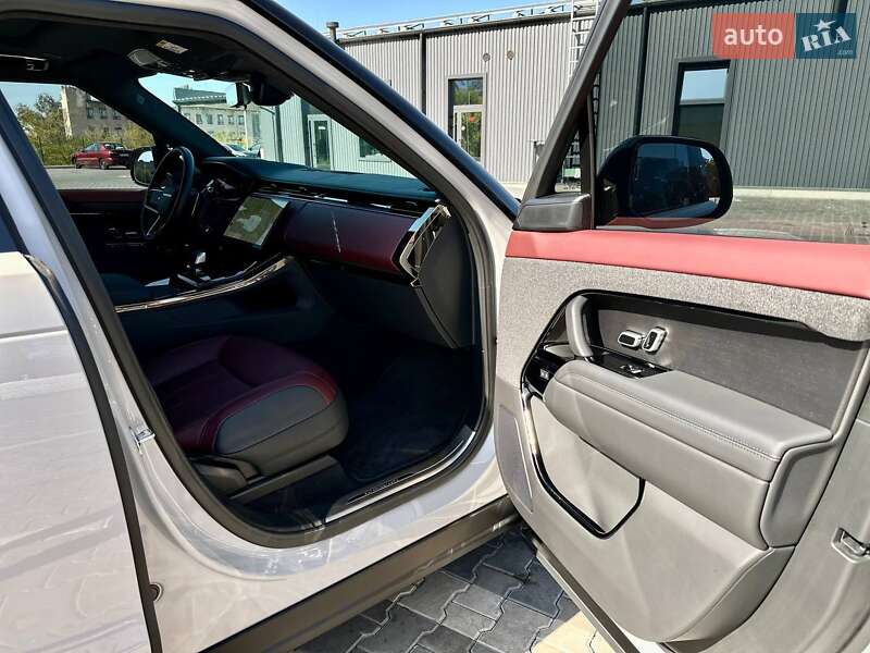 Внедорожник / Кроссовер Land Rover Range Rover Sport 2024 в Киеве фото 45 Внедорожник / Кроссовер Land Rover Range Rover Sport 2024 в Киеве