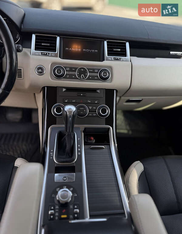 Внедорожник / Кроссовер Land Rover Range Rover Sport 2010 в Александрие