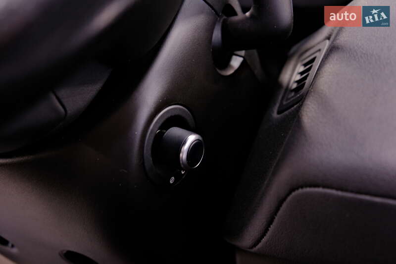 Внедорожник / Кроссовер Land Rover Range Rover Sport 2016 в Одессе