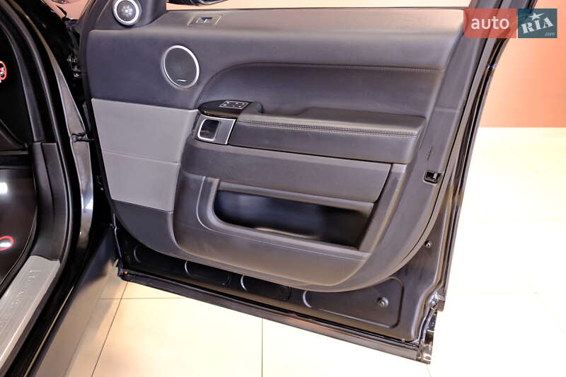 Внедорожник / Кроссовер Land Rover Range Rover Sport 2016 в Одессе