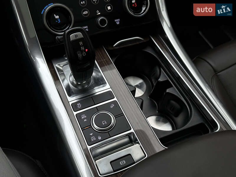 Внедорожник / Кроссовер Land Rover Range Rover Sport 2018 в Киеве фото 21 Внедорожник / Кроссовер Land Rover Range Rover Sport 2018 в Киеве