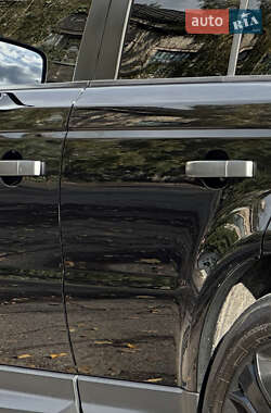 Внедорожник / Кроссовер Land Rover Range Rover Sport 2010 в 