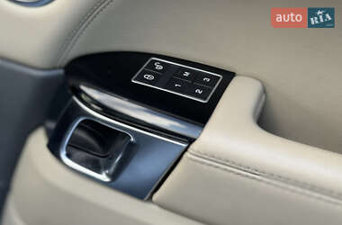 Внедорожник / Кроссовер Land Rover Range Rover Sport 2015 в 