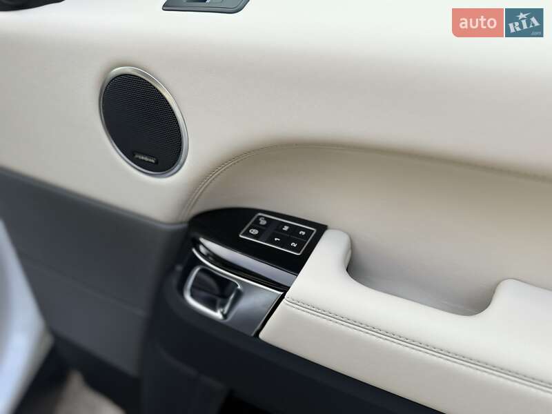 Внедорожник / Кроссовер Land Rover Range Rover Sport 2013 в Киеве фото 72 Внедорожник / Кроссовер Land Rover Range Rover Sport 2013 в Киеве