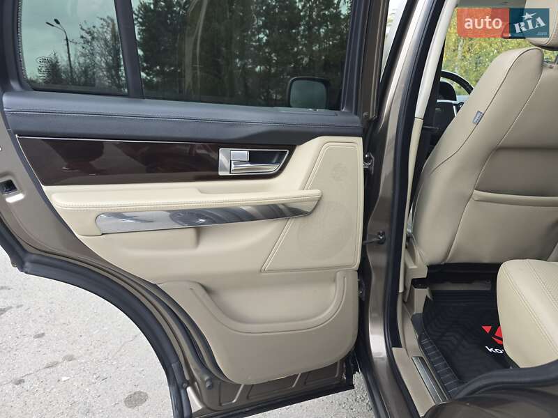 Внедорожник / Кроссовер Land Rover Range Rover Sport 2010 в Хмельницком