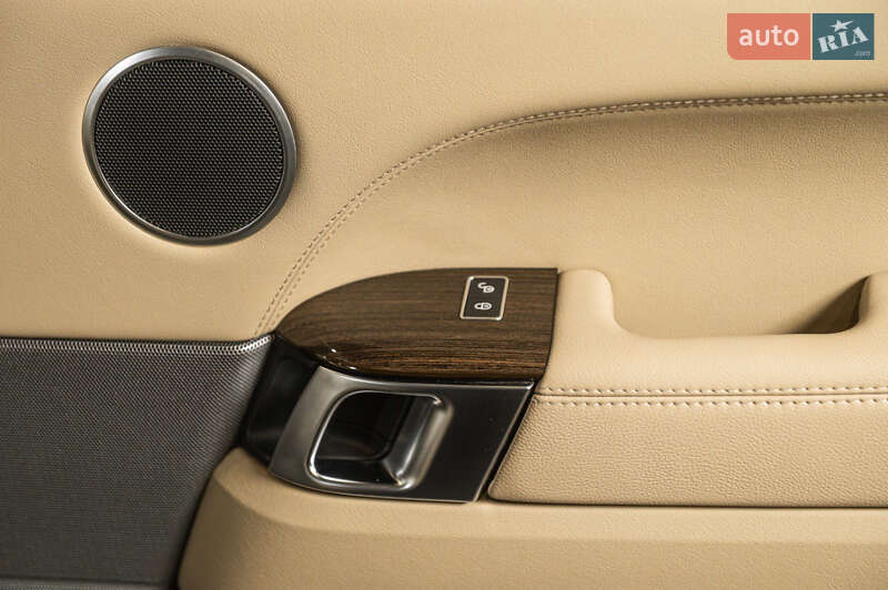 Позашляховик / Кросовер Land Rover Range Rover Sport 2017 в Одесі