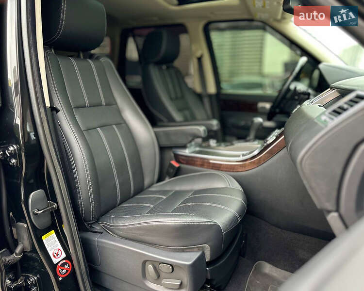 Внедорожник / Кроссовер Land Rover Range Rover Sport 2011 в Киеве